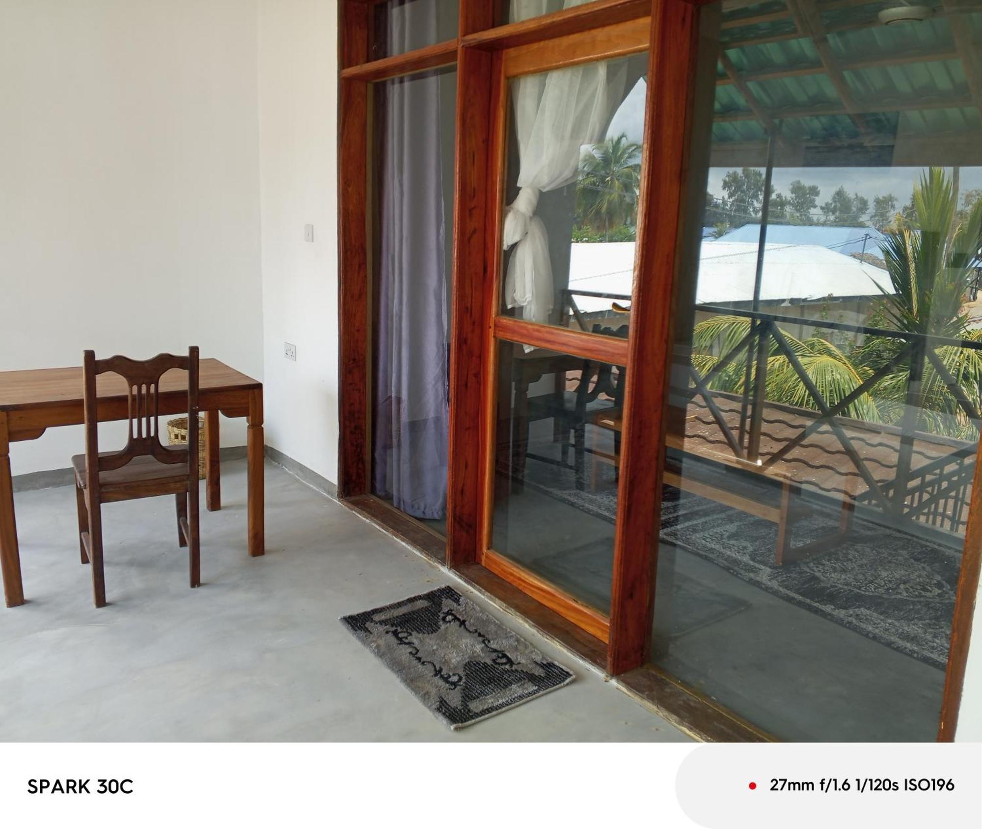 Kivulini Lodge And Restaurant Nungwi Bagian luar foto